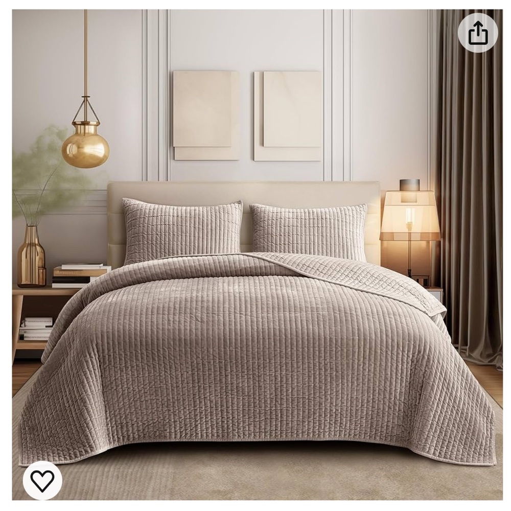 Velvet Quilt King Size (Light Taupe,King)